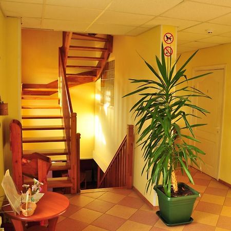 Guesthouse Leiputrija Ādaži Esterno foto
