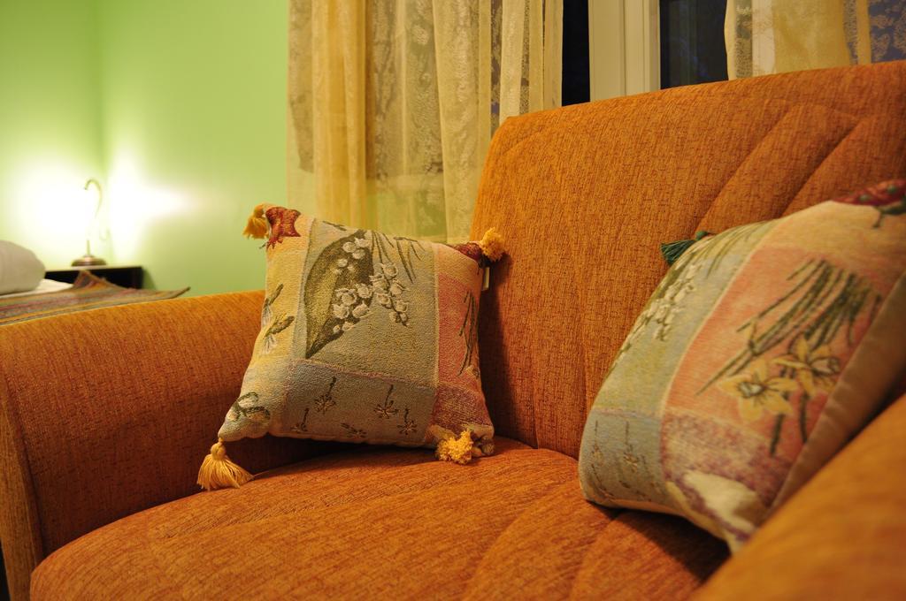 Guesthouse Leiputrija Ādaži Esterno foto