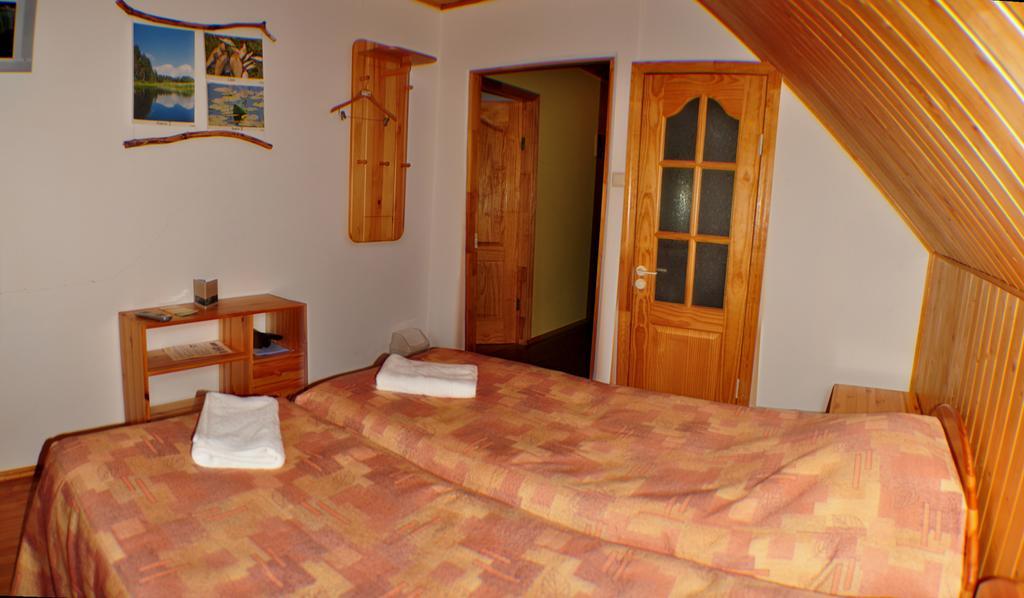 Guesthouse Leiputrija Ādaži Esterno foto