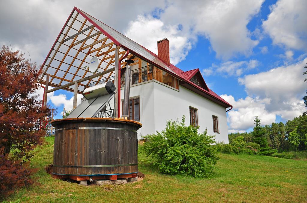 Guesthouse Leiputrija Ādaži Esterno foto