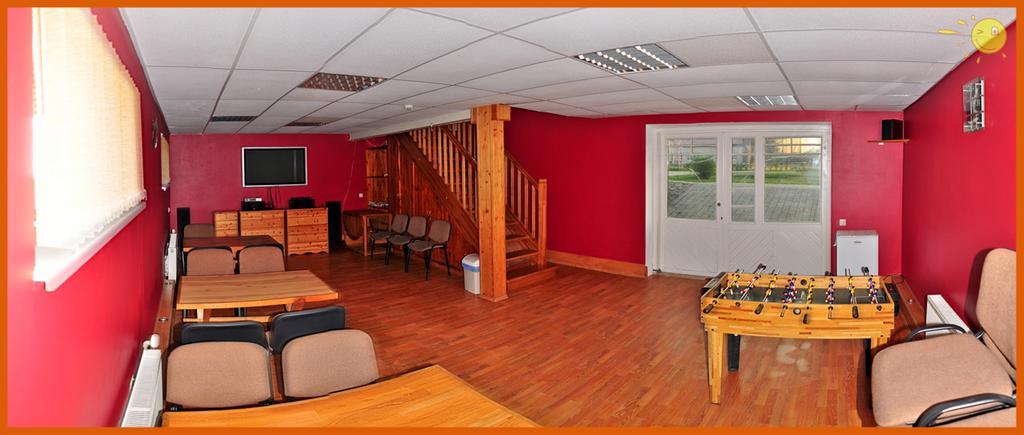 Guesthouse Leiputrija Ādaži Esterno foto