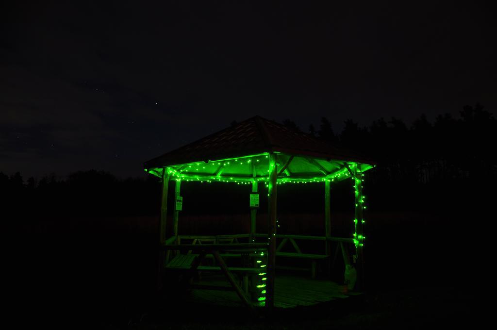 Guesthouse Leiputrija Ādaži Esterno foto