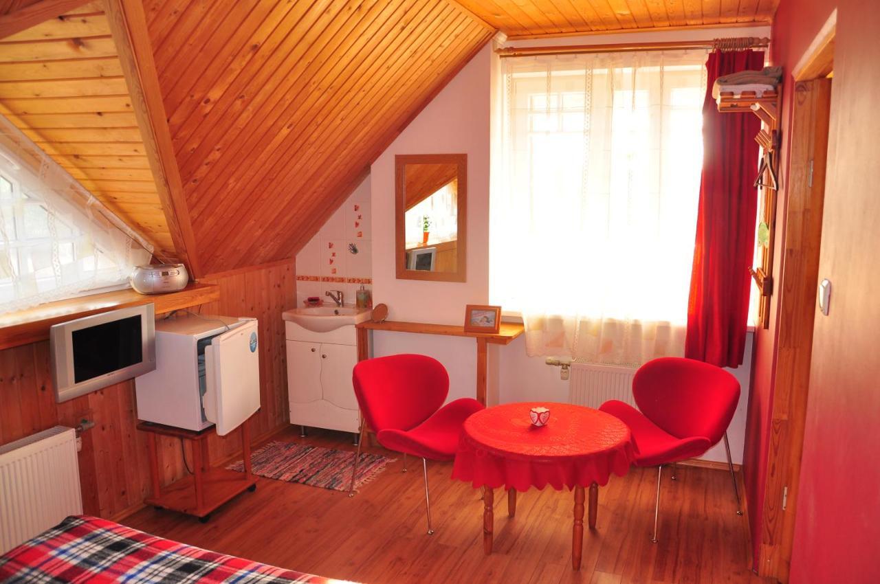 Guesthouse Leiputrija Ādaži Esterno foto